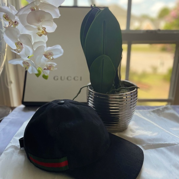 NWOT Gucci Black Hat - Picture 7 of 9